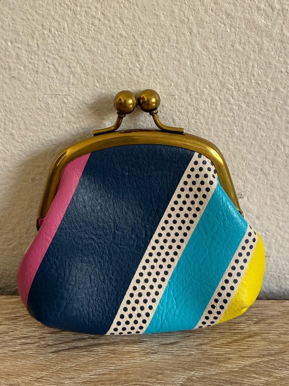 Fossil mini coin pouch/wallet multicolor leather brass kiss-lock
